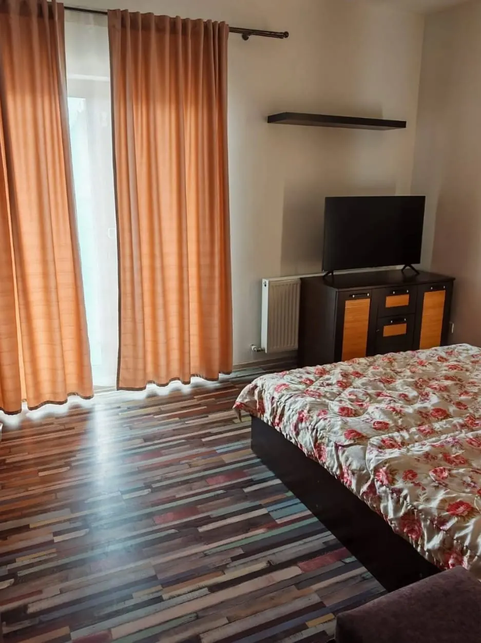 APARTAMENT 3 CAMERE DE ÎNCHIRIAT – OTOPENI, STR. STEAUA ROȘIE, fotografia 5