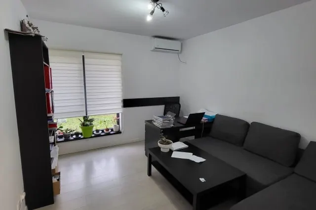 Apartament 3 camere -de vanzare in Otopeni, Str. 23 August, fotografia 3