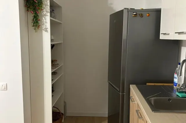Apartament cochet de 2 camere,de vânzare în Tunari | Loc de parcare inclus | Bloc curat și îngrijit, fotografia 4
