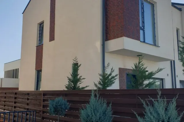 Casă Tip Duplex de Vânzare în Tunari | complex Privat Securizat, fotografia 2
