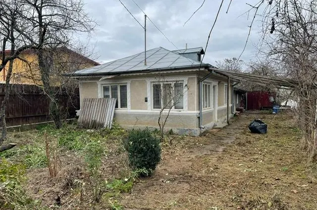 De vânzare teren generos 3.736 mp + casă bătrânească în Sat Dimieni – Șos. Tunari-Balotești, fotografia 2