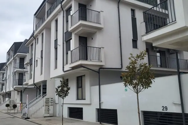 Apartament 3 camere de vânzare – Otopeni | Terase generoase | Parcare subterană, fotografia 3