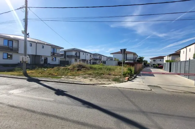Teren intravilan de vânzare, fotografia 2