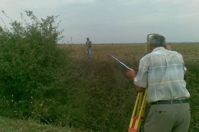 Teren intravilan de vânzare în Tunari-5000mp, fotografia 2