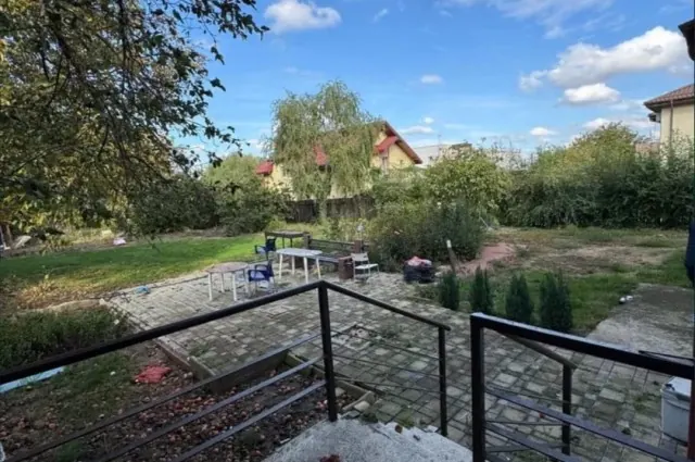 Vilă Tip Duplex cu Teren Generos și Garaj | tunari-toate Utilitatile, fotografia 3